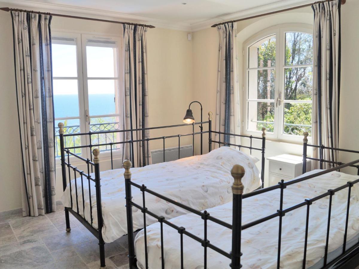 Villa In Antheor With Private Swimming Pool Saint-Raphaël Exteriör bild