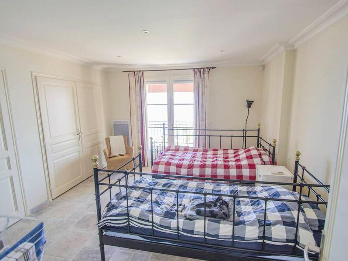 Villa In Antheor With Private Swimming Pool Saint-Raphaël Exteriör bild