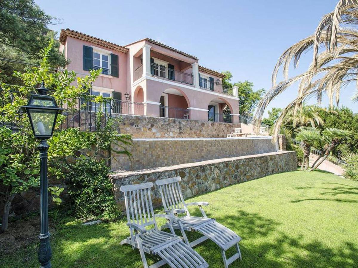 Villa In Antheor With Private Swimming Pool Saint-Raphaël Exteriör bild