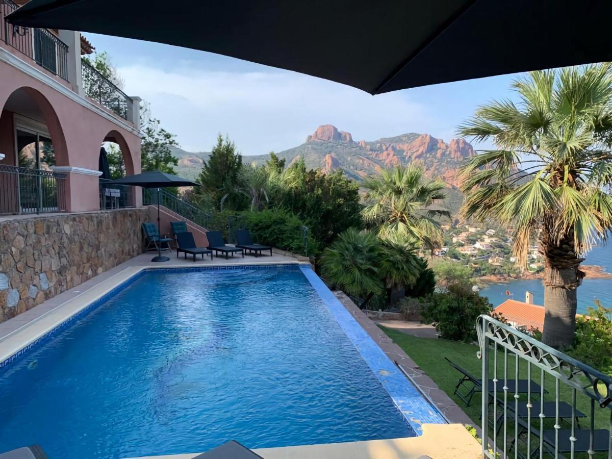 Villa In Antheor With Private Swimming Pool Saint-Raphaël Exteriör bild